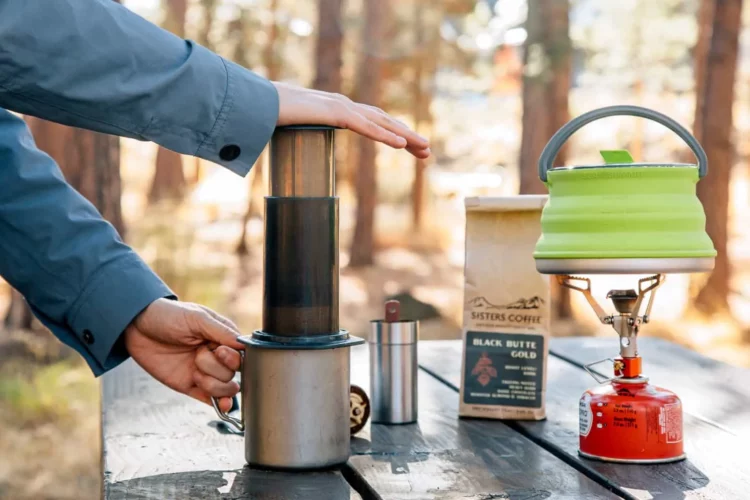 cafetiere camping car de voyage