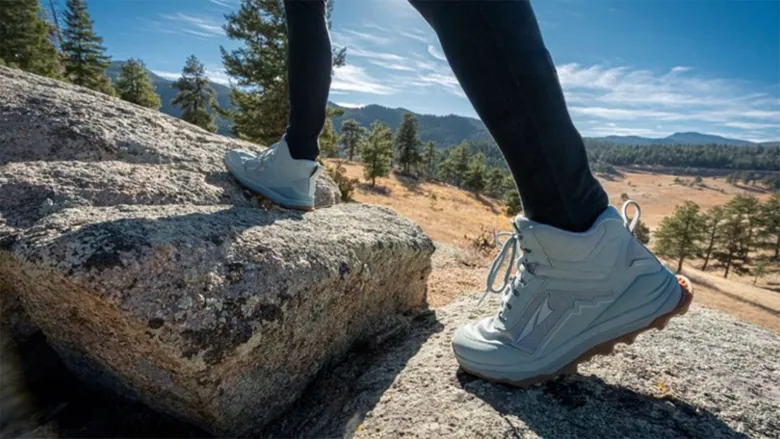 http://votrecamping.com/top-5-des-meilleures-chaussures-de-randonnee-et-marche-gore-tex-pour-homme/